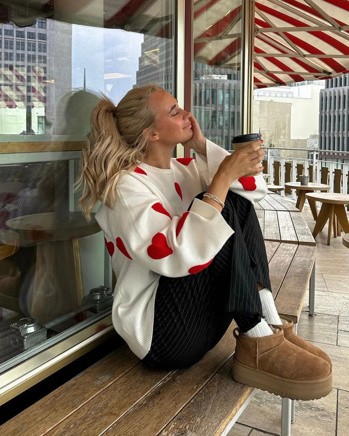 Hanna | Comfy Love Trui voor Dames – Licht Oversized Pasvorm met Distressed Details