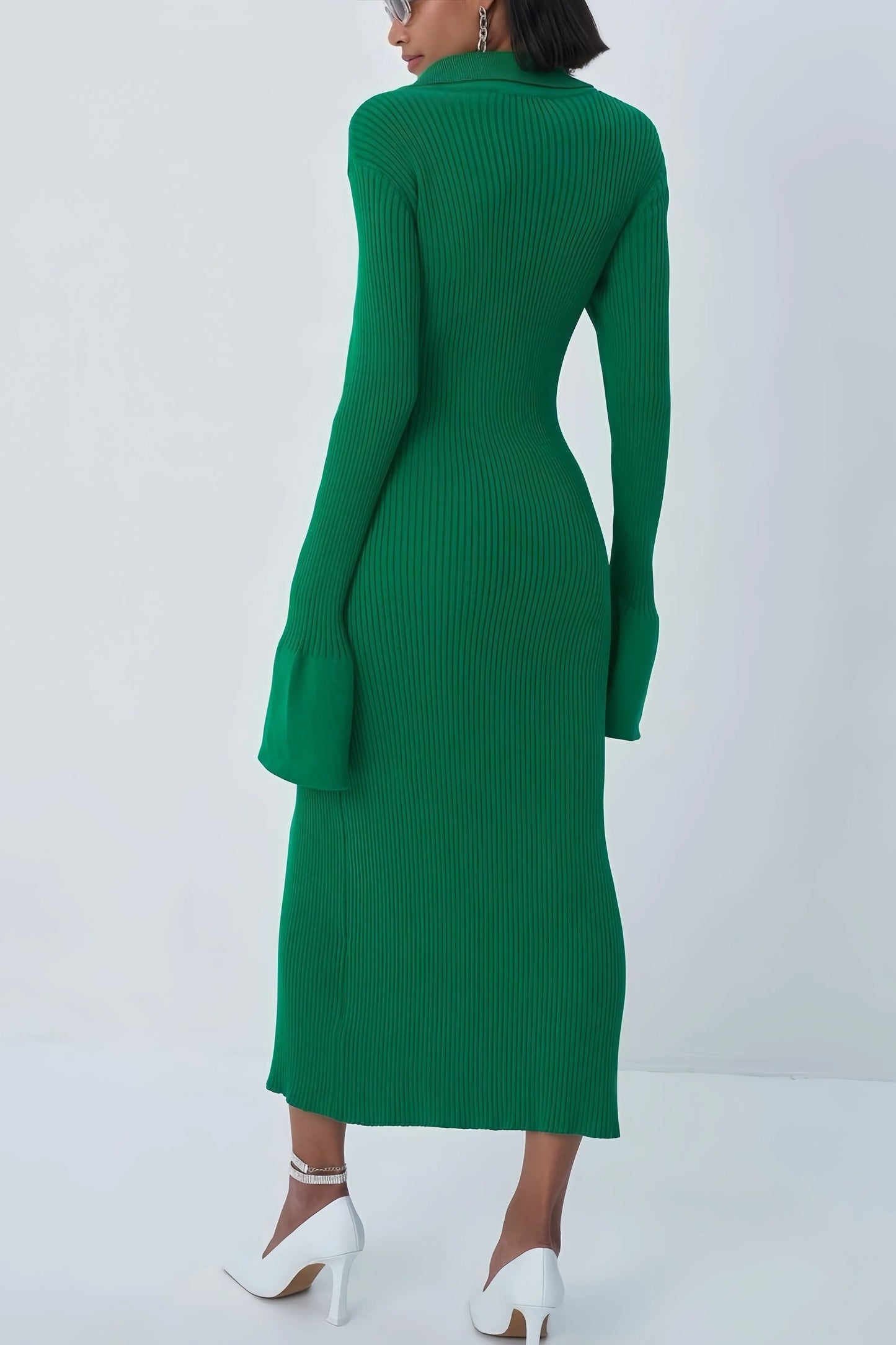 Ava | V-hals Midi-jurk Dames – Stijlvolle Pasvorm in Zachte Groene Stof