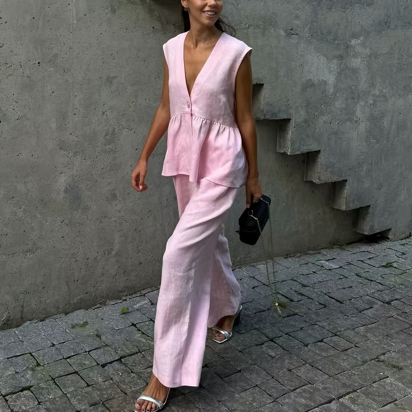 Anke | Dames Set – Peplum Top zonder Mouwen met V-Hals en Losvallende Broek in Ademend Materiaal